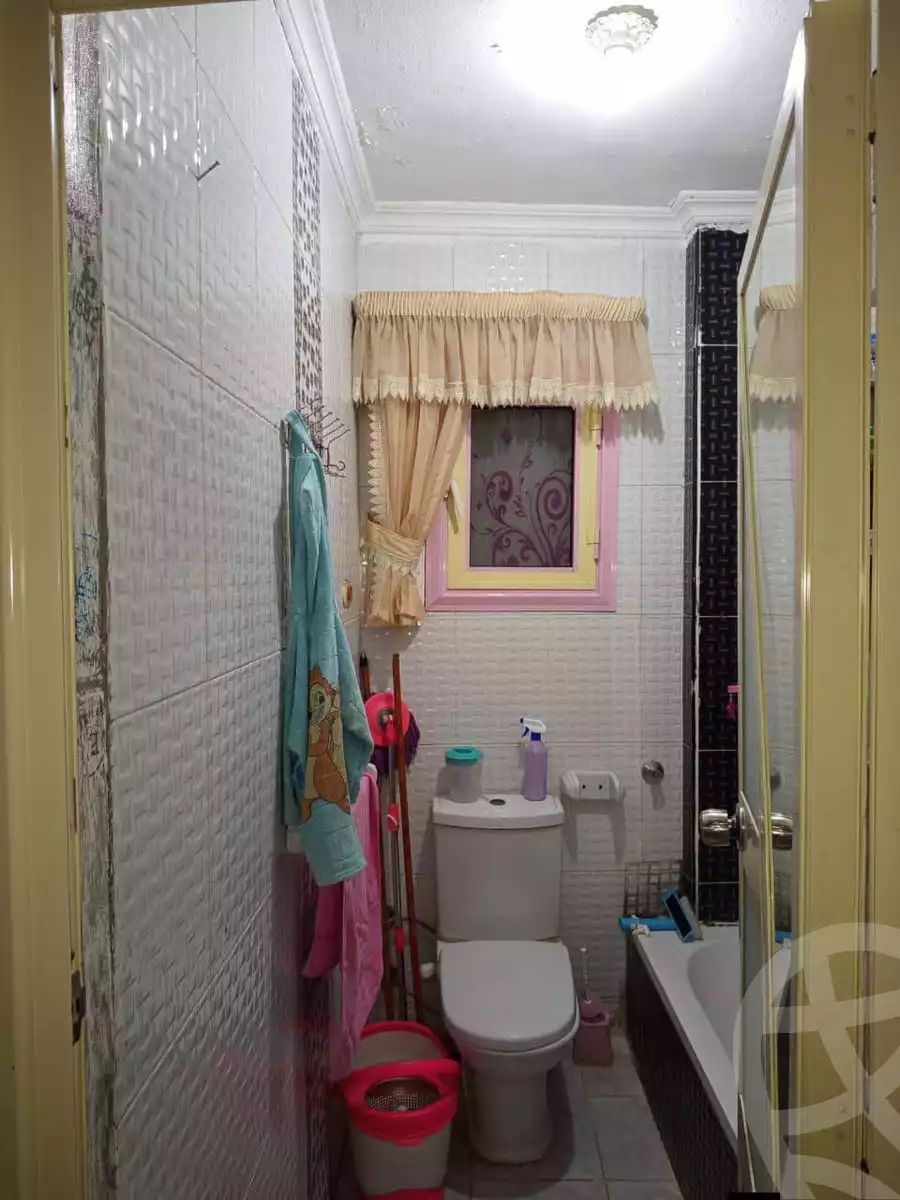 https://aqarmap.com.eg/ar/listing/6731820-for-sale-alexandria-l-jmy-lbytsh-ibrahim-othman-st