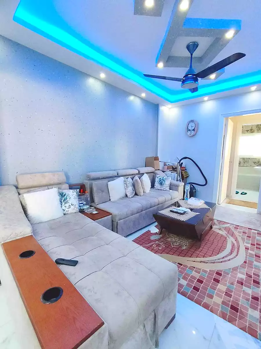 https://aqarmap.com.eg/ar/listing/6732533-for-sale-alexandria-sydy-bshr-sydy-bshr-bhry-shr-khld-bn-lwlyd