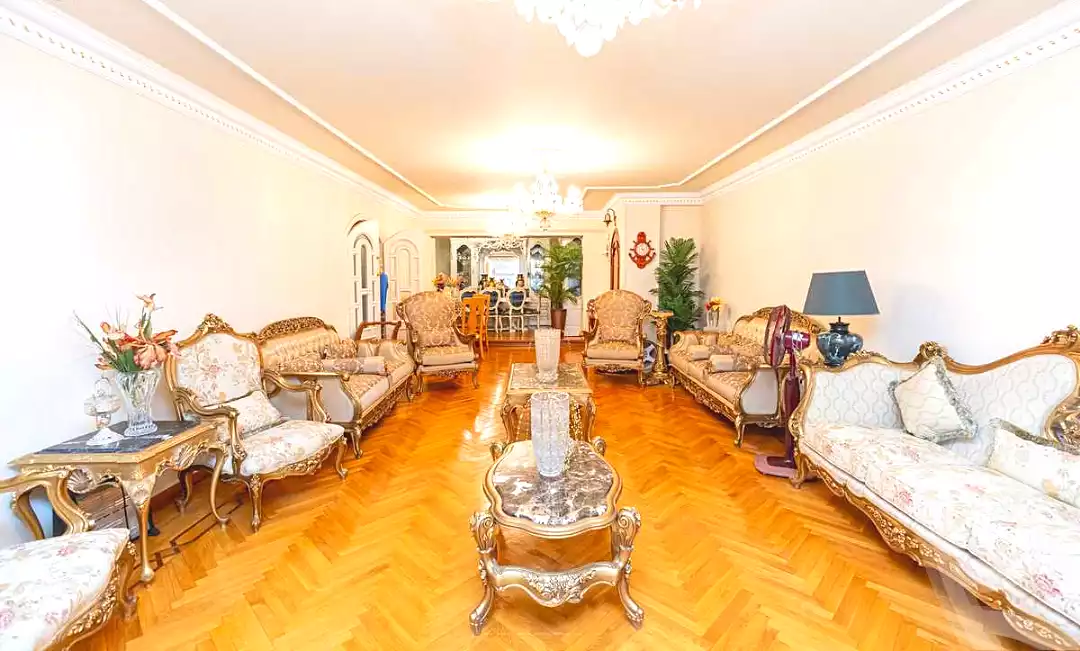 https://aqarmap.com.eg/ar/listing/6732847-for-sale-alexandria-ganaklis-shr-mrtdy-bsh