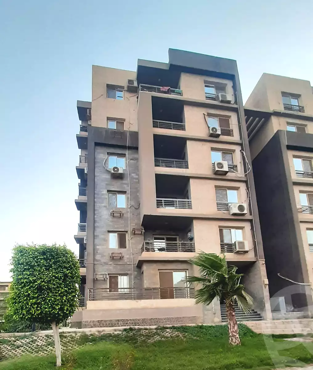 https://aqarmap.com.eg/ar/listing/6733359-for-rent-cairo-el-sheikh-zayed-city-compounds-dr-msr