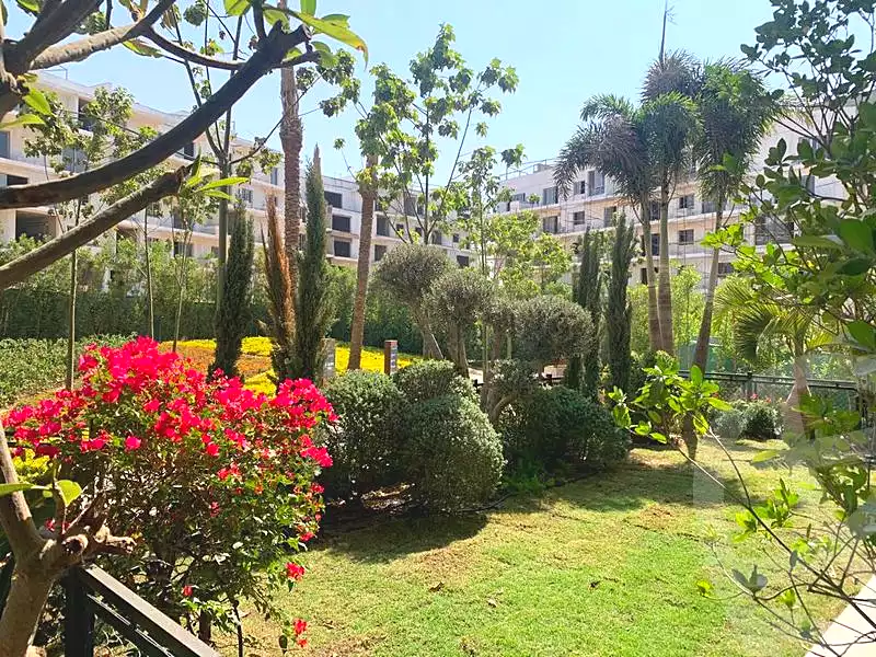 https://aqarmap.com.eg/ar/listing/6734378-for-sale-cairo-new-cairo-compounds-villette-vy-ryzydns-villette