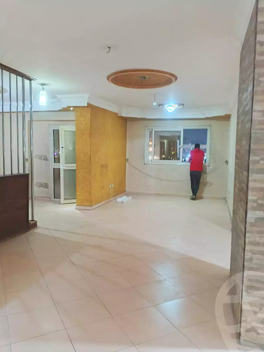 https://aqarmap.com.eg/ar/listing/6734990-for-rent-cairo-ain-shams-jsr-lswys