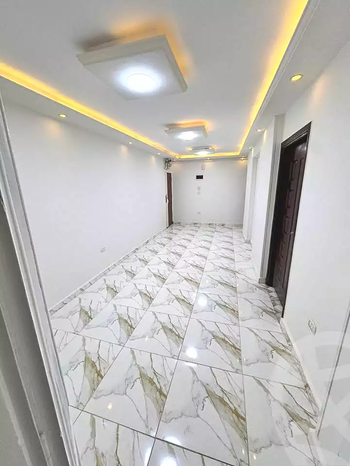 https://aqarmap.com.eg/en/listing/6735136-for-sale-alexandria-lsywf-el-falki