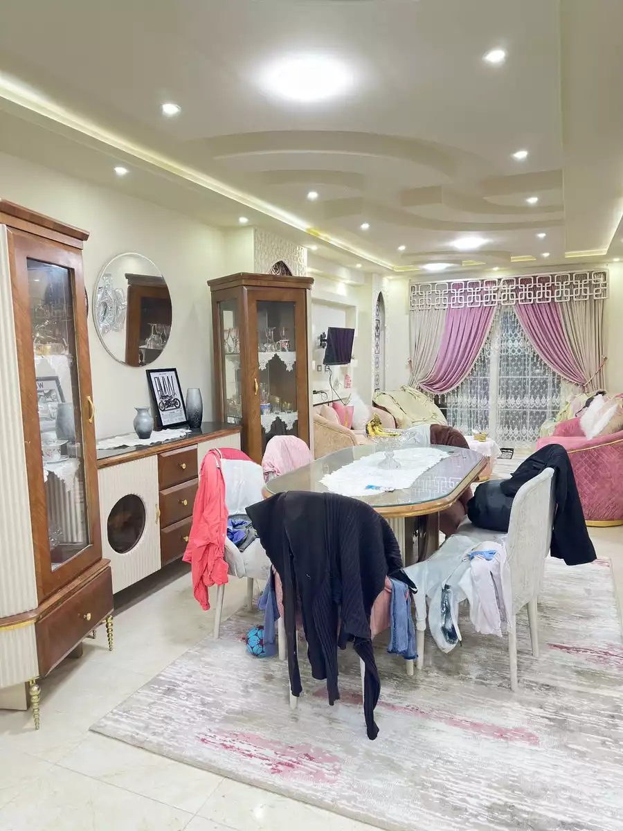 https://aqarmap.com.eg/ar/listing/6735555-for-sale-alexandria-l-jmy-lbytsh-bianchiii-el-arbaeen-st