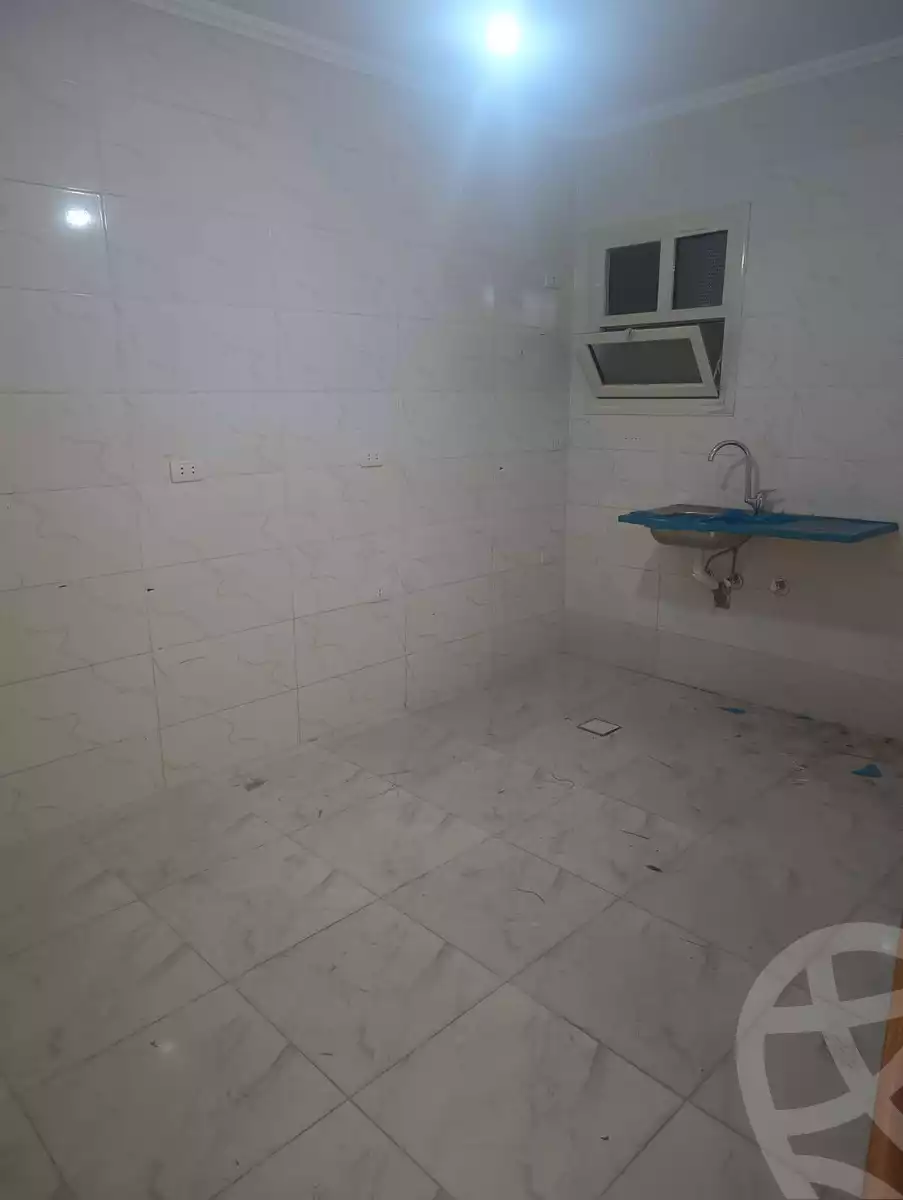 https://aqarmap.com.eg/en/listing/6736331-for-rent-cairo-helwan-helwan-el-sharkeya-khesro-basha-st