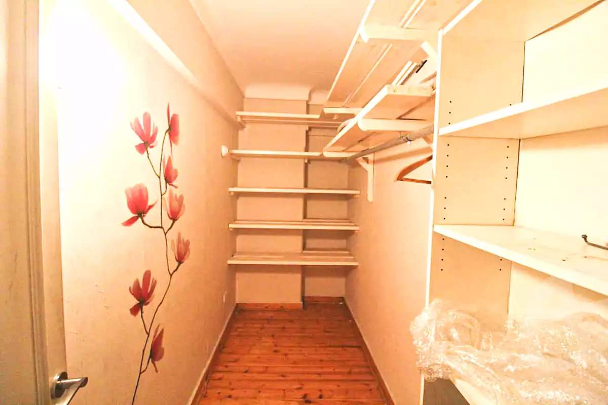 https://aqarmap.com.eg/ar/listing/6736345-for-sale-alexandria-lauran-shr-bw-qyr-tryq-lhry