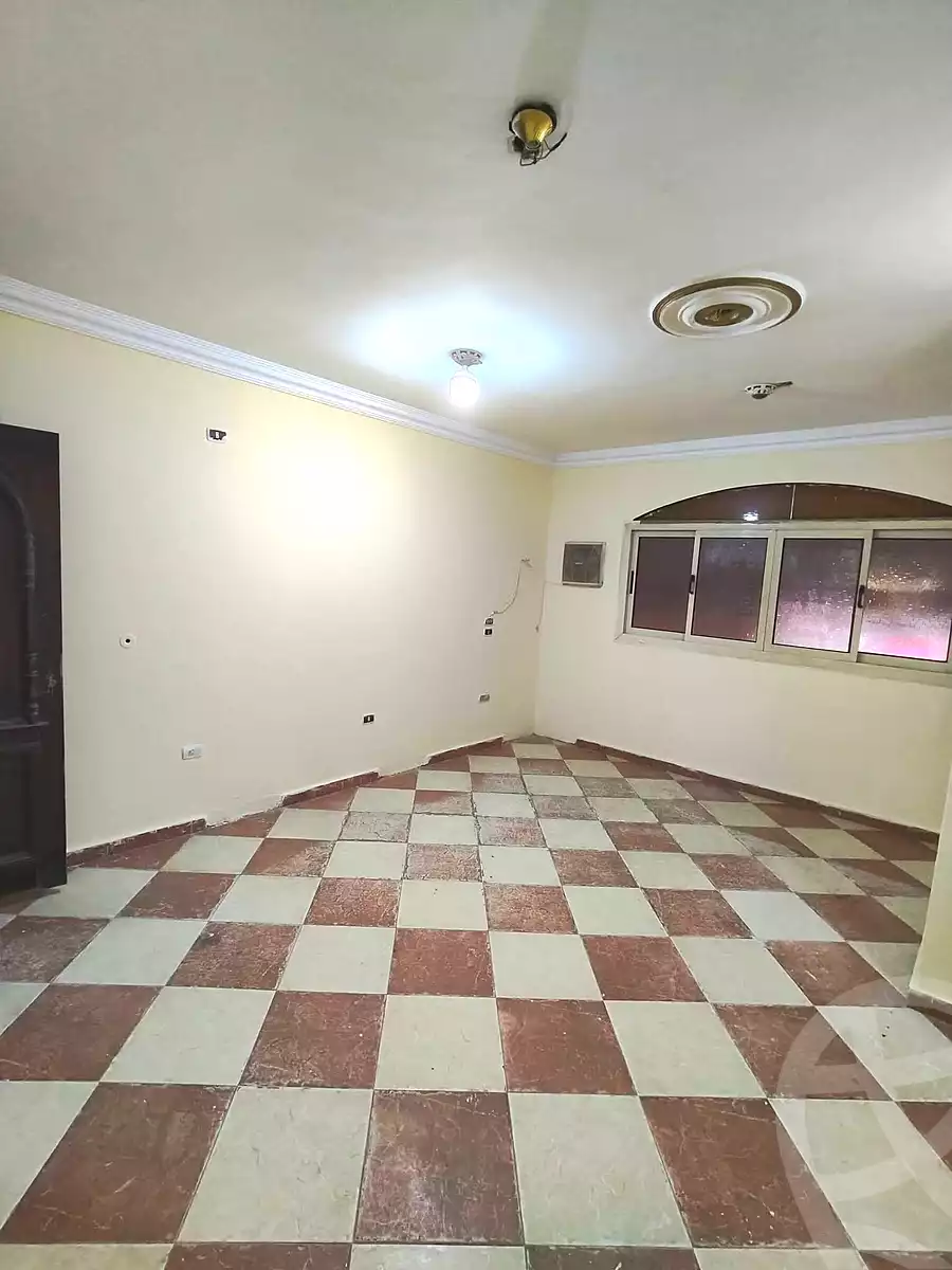 https://aqarmap.com.eg/ar/listing/6736368-for-rent-cairo-helwan-hadayek-helwan-nile-corniche-st