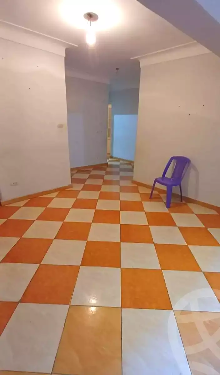 https://aqarmap.com.eg/ar/listing/6736508-for-rent-alexandria-moharram-bey-amir-el-bahr-st
