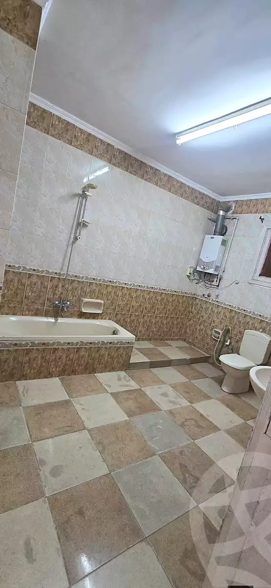 https://aqarmap.com.eg/ar/listing/6736971-for-rent-cairo-helwan-helwan-el-sharkeya-heidar-st