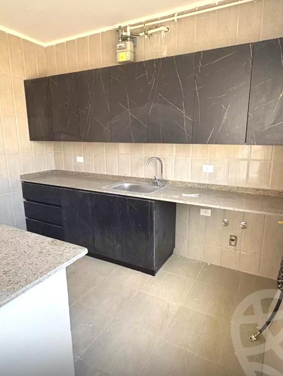 https://aqarmap.com.eg/ar/listing/6737185-for-rent-cairo-6th-of-october-compounds-blm-fyl