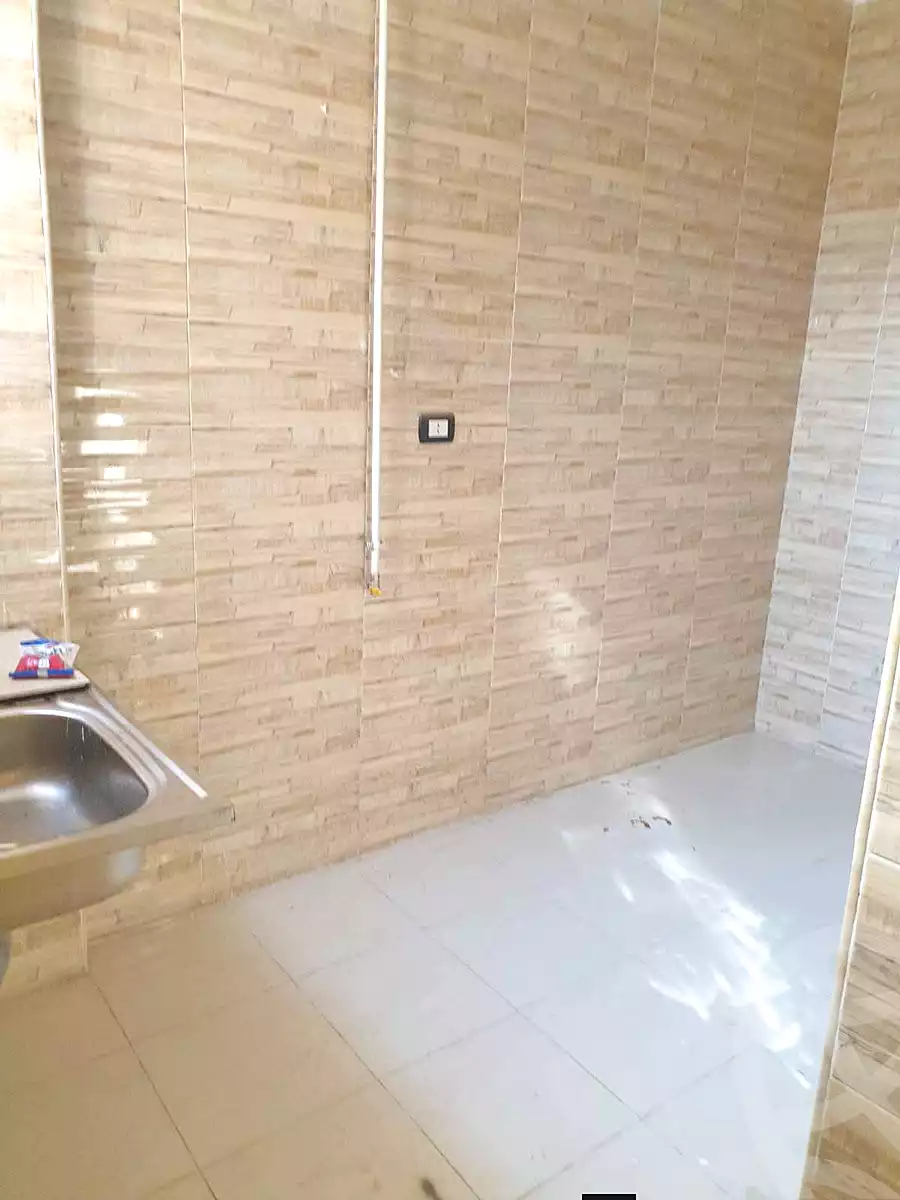 https://aqarmap.com.eg/ar/listing/6737382-for-rent-cairo-helwan-helwan-el-sharkeya-saleh-sobhy-st