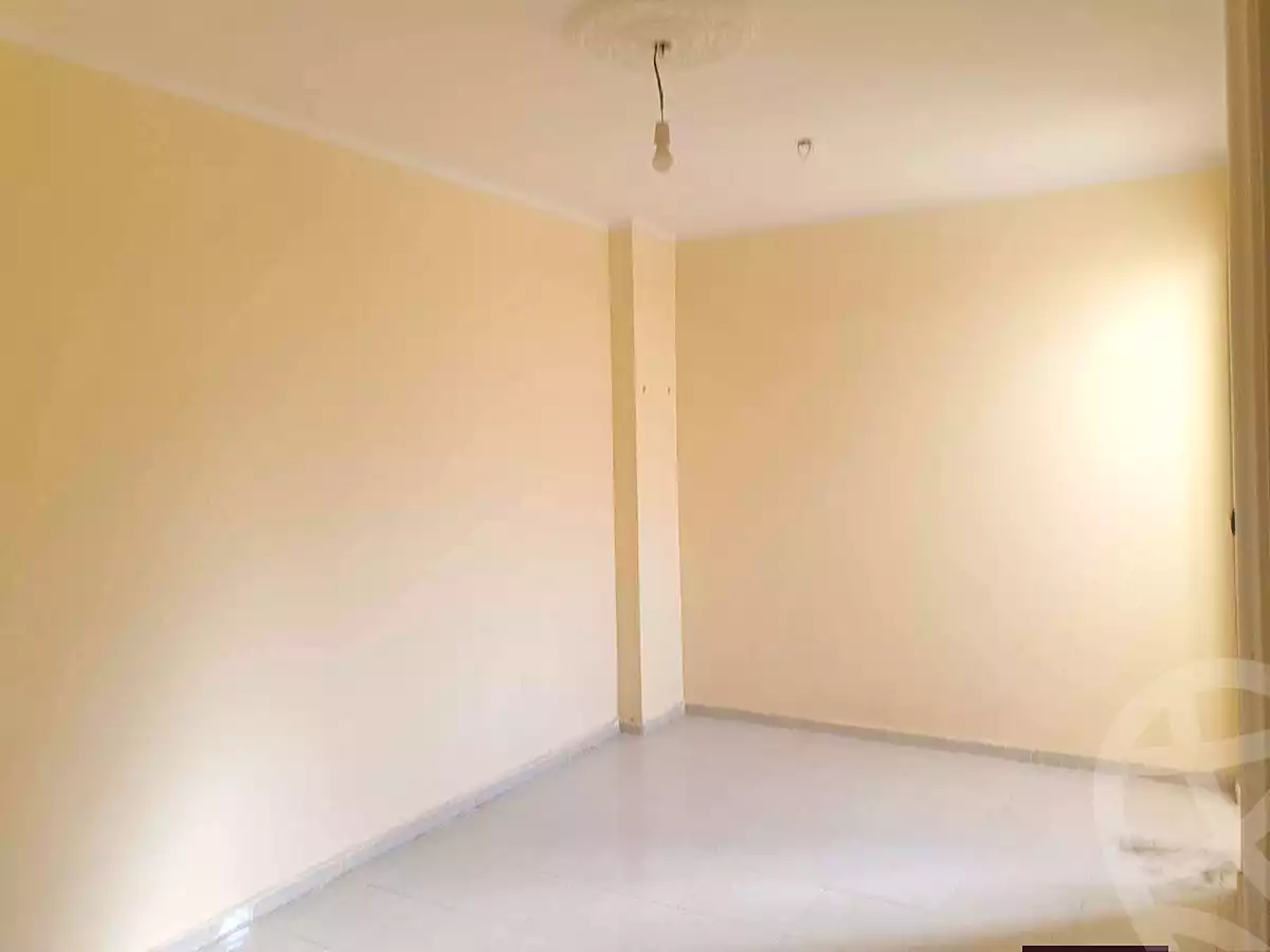 https://aqarmap.com.eg/ar/listing/6737382-for-rent-cairo-helwan-helwan-el-sharkeya-saleh-sobhy-st