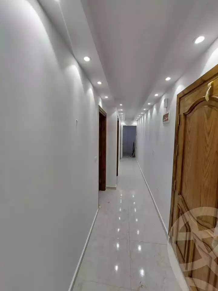 https://aqarmap.com.eg/ar/listing/6737474-for-sale-alexandria-moharram-bey