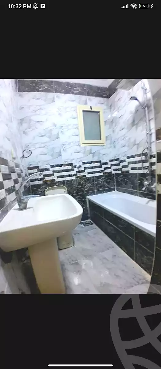 https://aqarmap.com.eg/ar/listing/6737696-for-sale-alexandria-sydy-bshr-sydy-bshr-bhry-shr-khld-bn-lwlyd