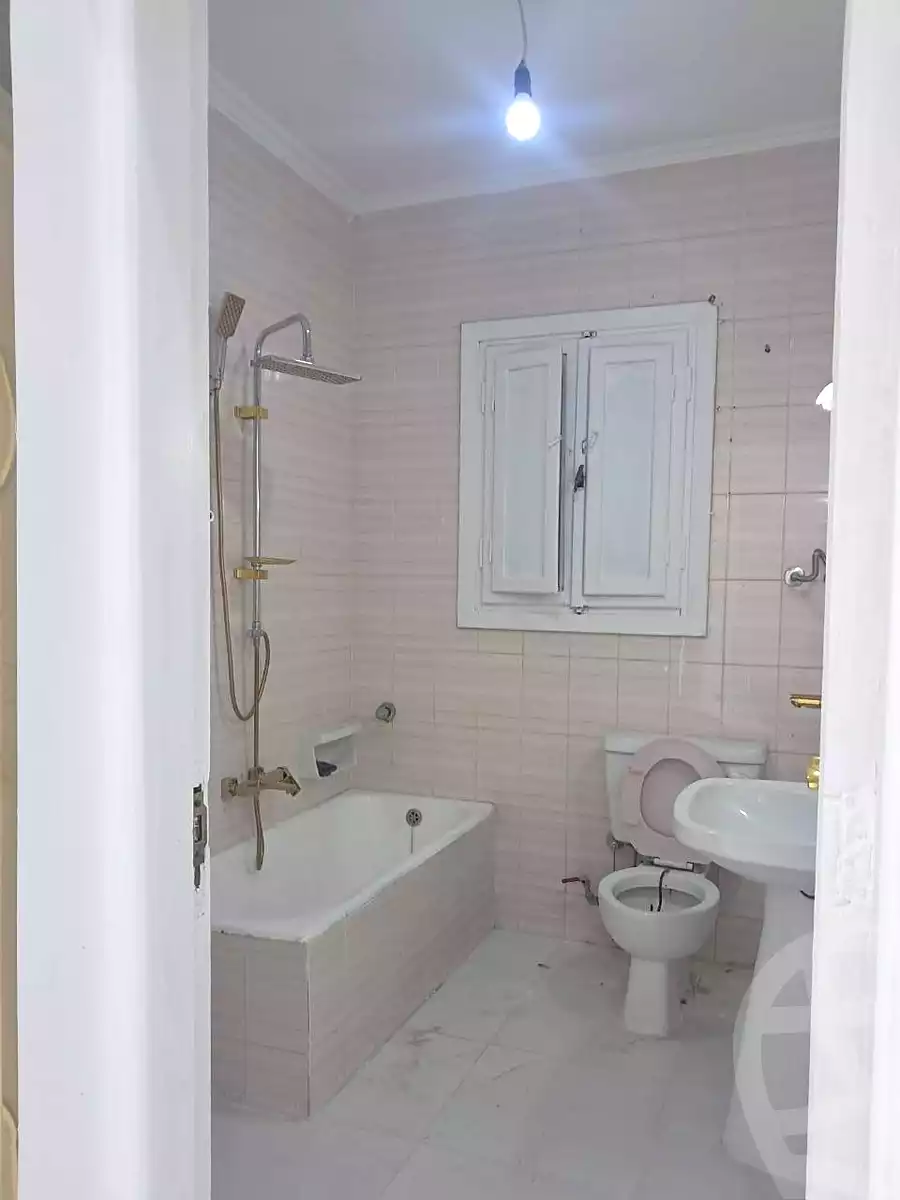 https://aqarmap.com.eg/en/listing/6737728-for-sale-alexandria-l-jmy-lbytsh-zayed-st