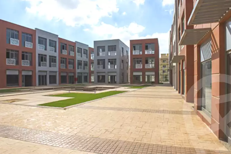 https://aqarmap.com.eg/ar/listing/6739560-for-rent-cairo-el-sheikh-zayed-city-compounds-the-courtyard-mall-dorra