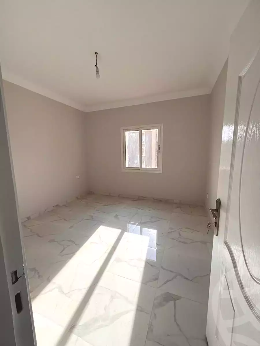 https://aqarmap.com.eg/ar/listing/6739568-for-rent-cairo-6th-of-october-compounds-october-plaza