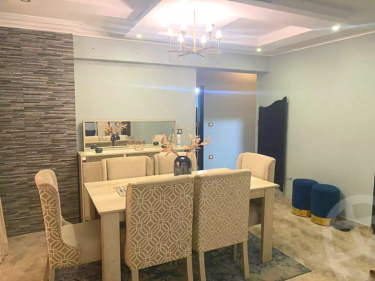 https://aqarmap.com.eg/ar/listing/6739740-for-sale-cairo-helwan-helwan-el-sharkeya-mostafa-safwat-st
