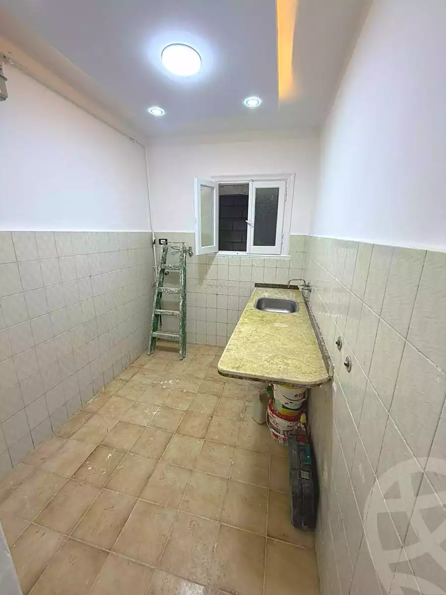 https://aqarmap.com.eg/ar/listing/6740358-for-sale-alexandria-l-jmy-lbytsh-el-hanafeya-st