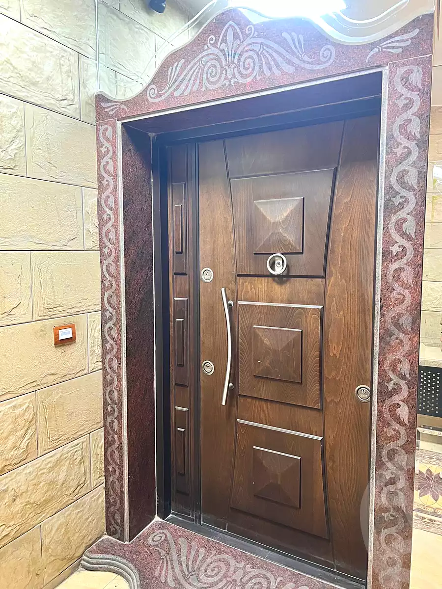 https://aqarmap.com.eg/ar/listing/6740492-for-sale-cairo-el-maadi-kornish-el-maadi