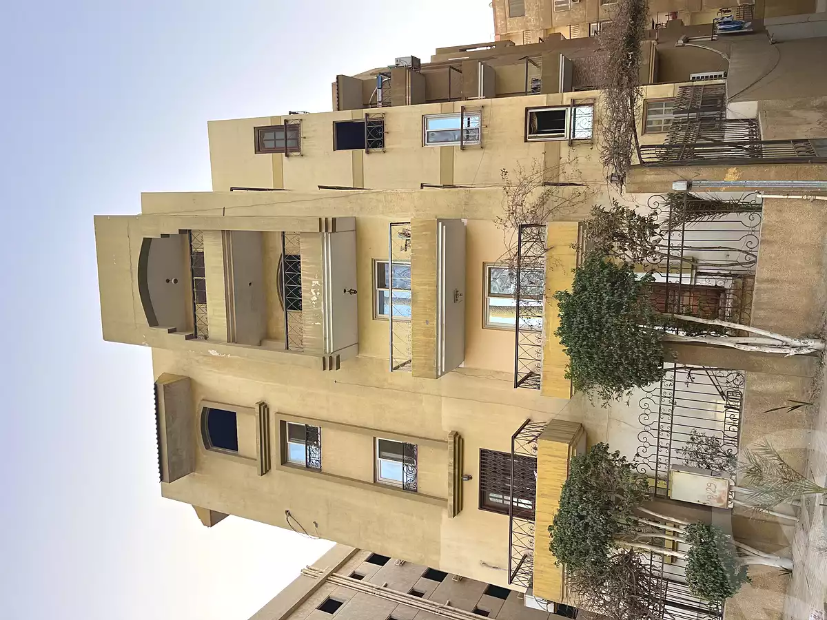https://aqarmap.com.eg/ar/listing/6740846-for-sale-cairo-new-cairo-el-narges-el-narges-omarat-abdul-rahman-al-rafie-st