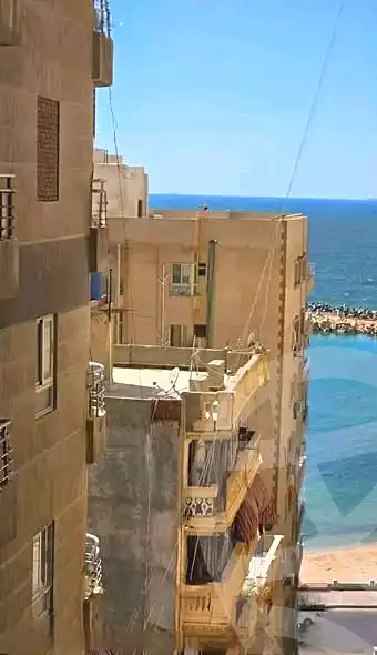 https://aqarmap.com.eg/en/listing/6741012-for-sale-alexandria-el-saraya-el-geish-rd