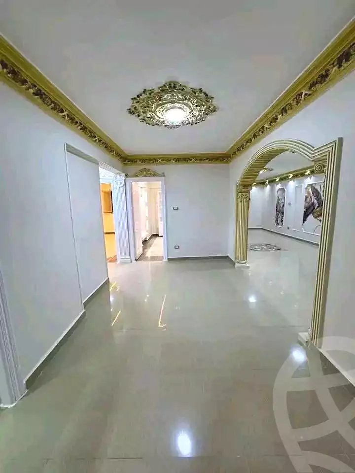 https://aqarmap.com.eg/en/listing/6741012-for-sale-alexandria-el-saraya-el-geish-rd