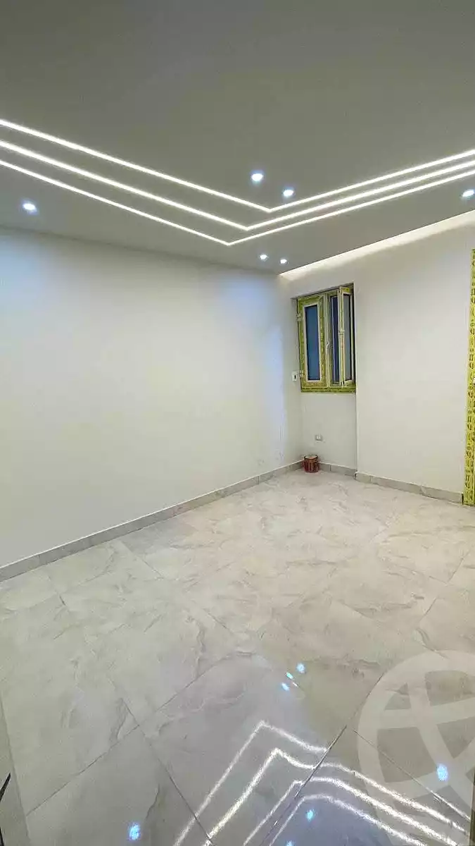 https://aqarmap.com.eg/ar/listing/6741247-for-sale-alexandria-l-jmy-lbytsh-ibrahim-othman-st