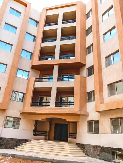 https://aqarmap.com.eg/ar/listing/6741330-for-sale-cairo-badr-city-compounds