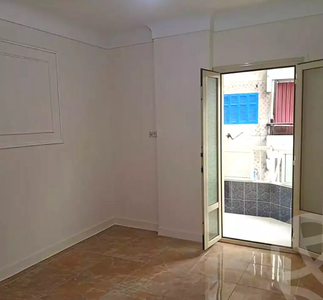 https://aqarmap.com.eg/en/listing/6741675-for-sale-alexandria-el-asafra-l-sfr-bhry-el-geish-rd