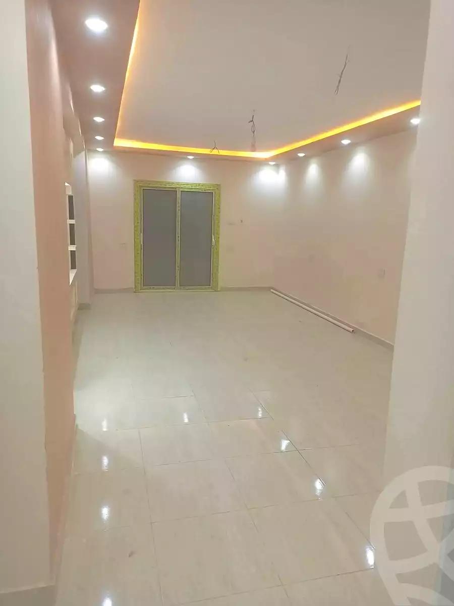 https://aqarmap.com.eg/ar/listing/6742356-for-rent-cairo-helwan-zou-el-fekar-basha-st