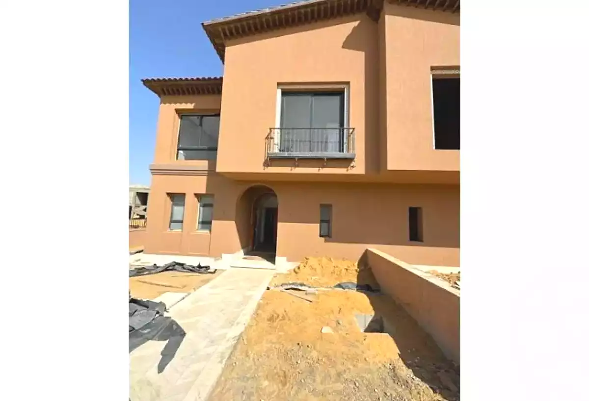 https://aqarmap.com.eg/ar/listing/6743571-for-sale-cairo-el-sheikh-zayed-city-compounds-kmbwnd-fyldj-wyst-dr-llttwyr