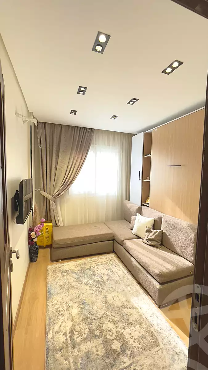 https://aqarmap.com.eg/ar/listing/6743916-for-sale-alexandria-lauran-ahmed-zou-al-fekar-st