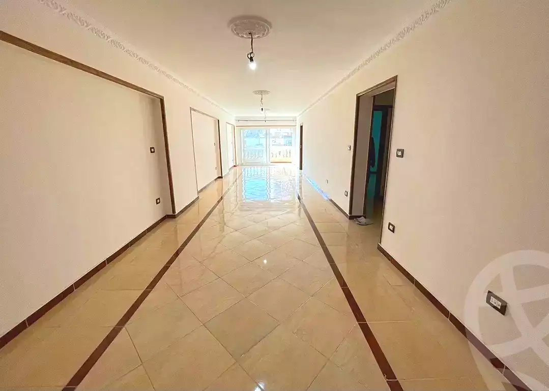 https://aqarmap.com.eg/ar/listing/6744112-for-rent-alexandria-ganaklis