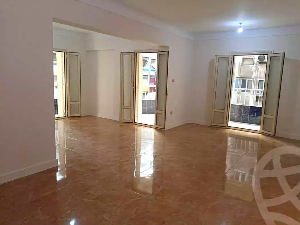 https://aqarmap.com.eg/en/listing/6746195-for-sale-alexandria-el-asafra-l-sfr-bhry