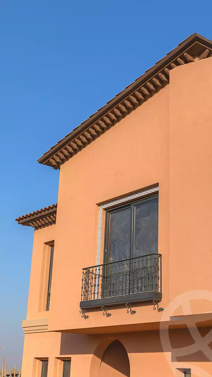 https://aqarmap.com.eg/ar/listing/6747111-for-sale-cairo-el-sheikh-zayed-city-compounds-kmbwnd-fyldj-wyst-dr-llttwyr
