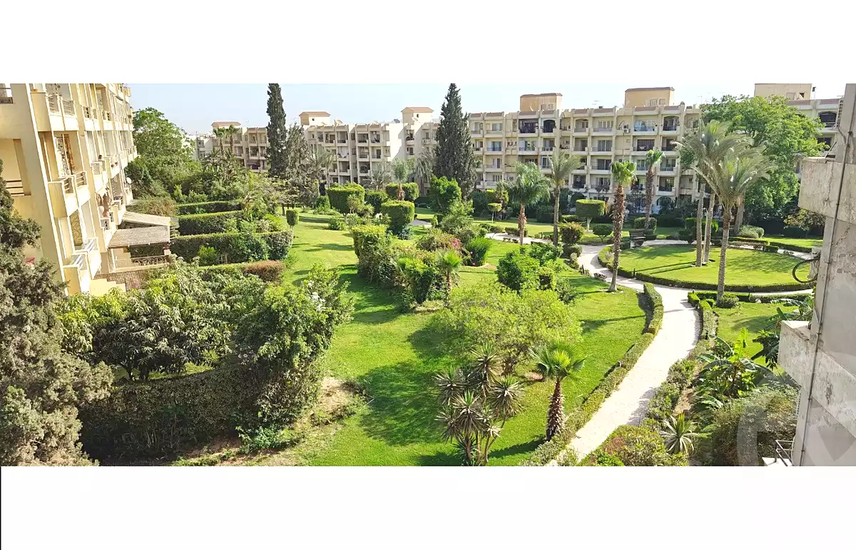 https://aqarmap.com.eg/ar/listing/6747152-for-sale-cairo-el-sheikh-zayed-city-compounds-zayed-2000