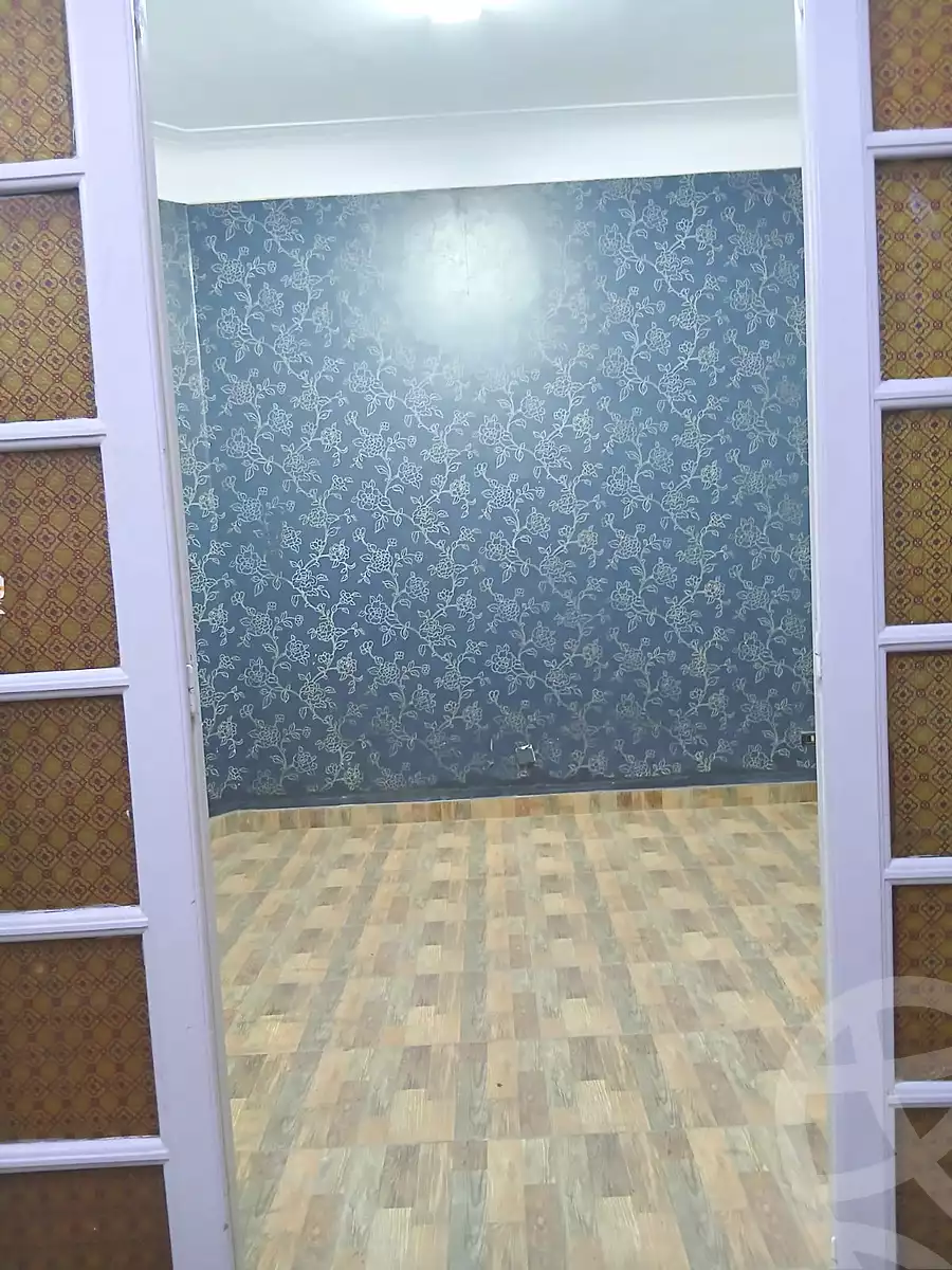 https://aqarmap.com.eg/ar/listing/6747695-for-rent-cairo-downtown-abdeen-mohammed-farid-st
