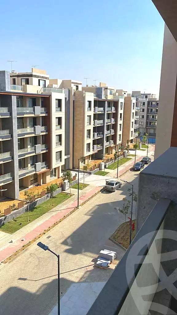 https://aqarmap.com.eg/en/listing/6748463-for-sale-cairo-new-cairo-compounds-azad