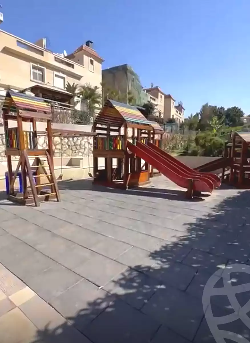 https://aqarmap.com.eg/ar/listing/6748727-for-sale-cairo-new-cairo-compounds-villino