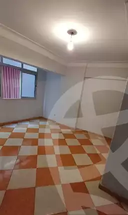 https://aqarmap.com.eg/ar/listing/6748791-for-rent-alexandria-moharram-bey-amir-el-bahr-st