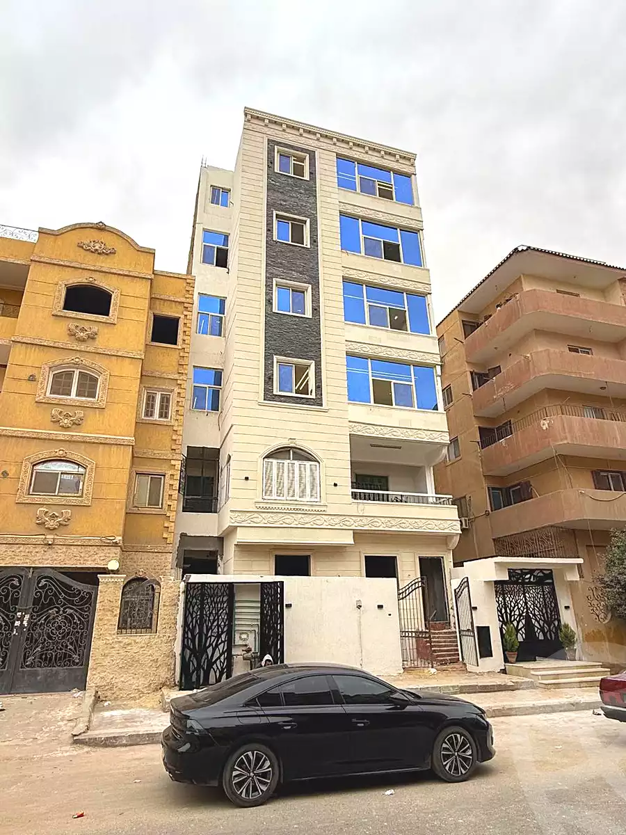 https://aqarmap.com.eg/en/listing/6749620-for-sale-cairo-6th-of-october-el-ahyaa-neighborhood-3rd-al-hay-al-thalith-st