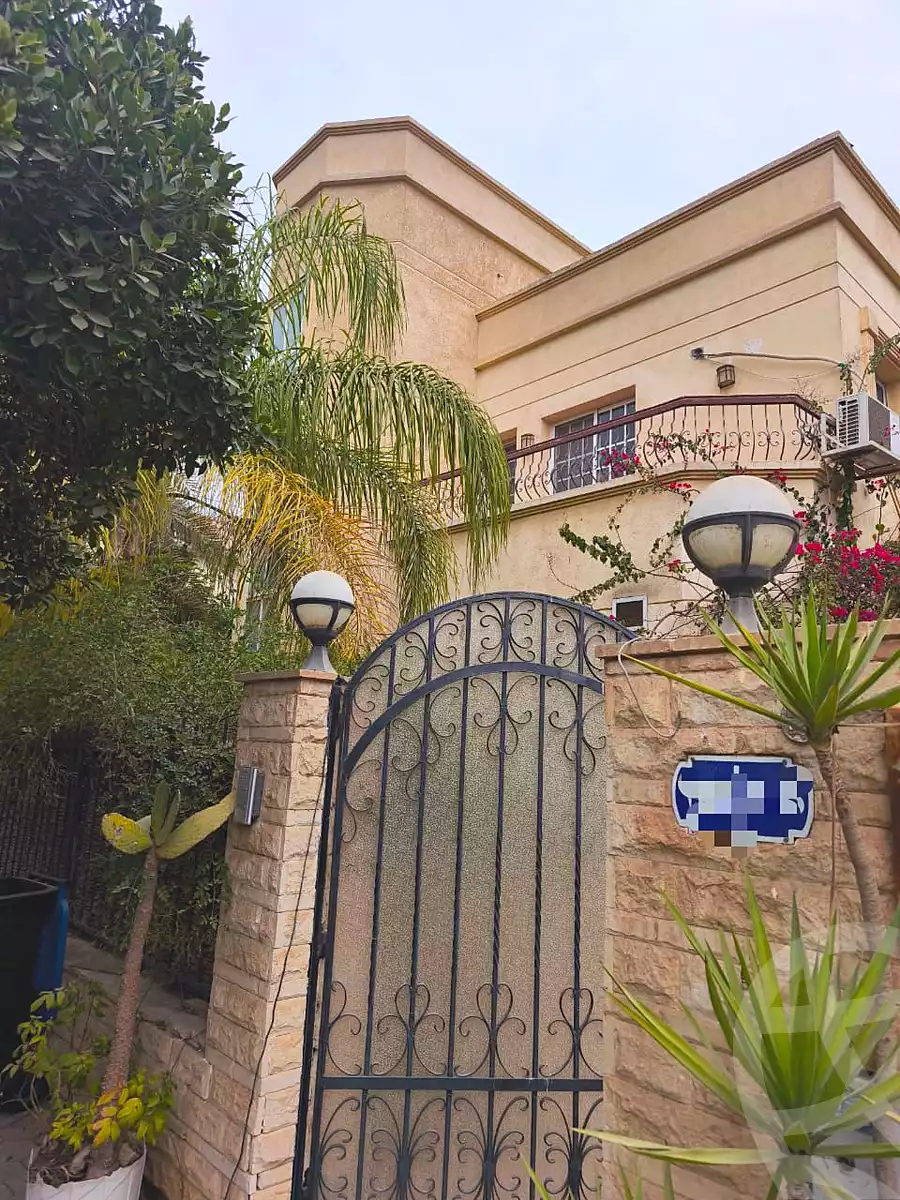 https://aqarmap.com.eg/en/listing/6749645-for-rent-cairo-el-sheikh-zayed-city-compounds-beverly-hills
