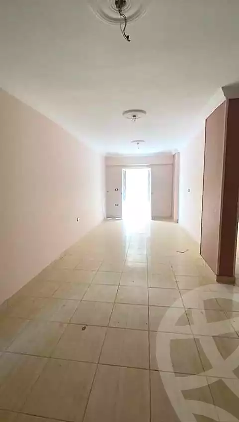 https://aqarmap.com.eg/ar/listing/6749789-for-sale-alexandria-camp-cesar-abd-el-moneim-sanad-st