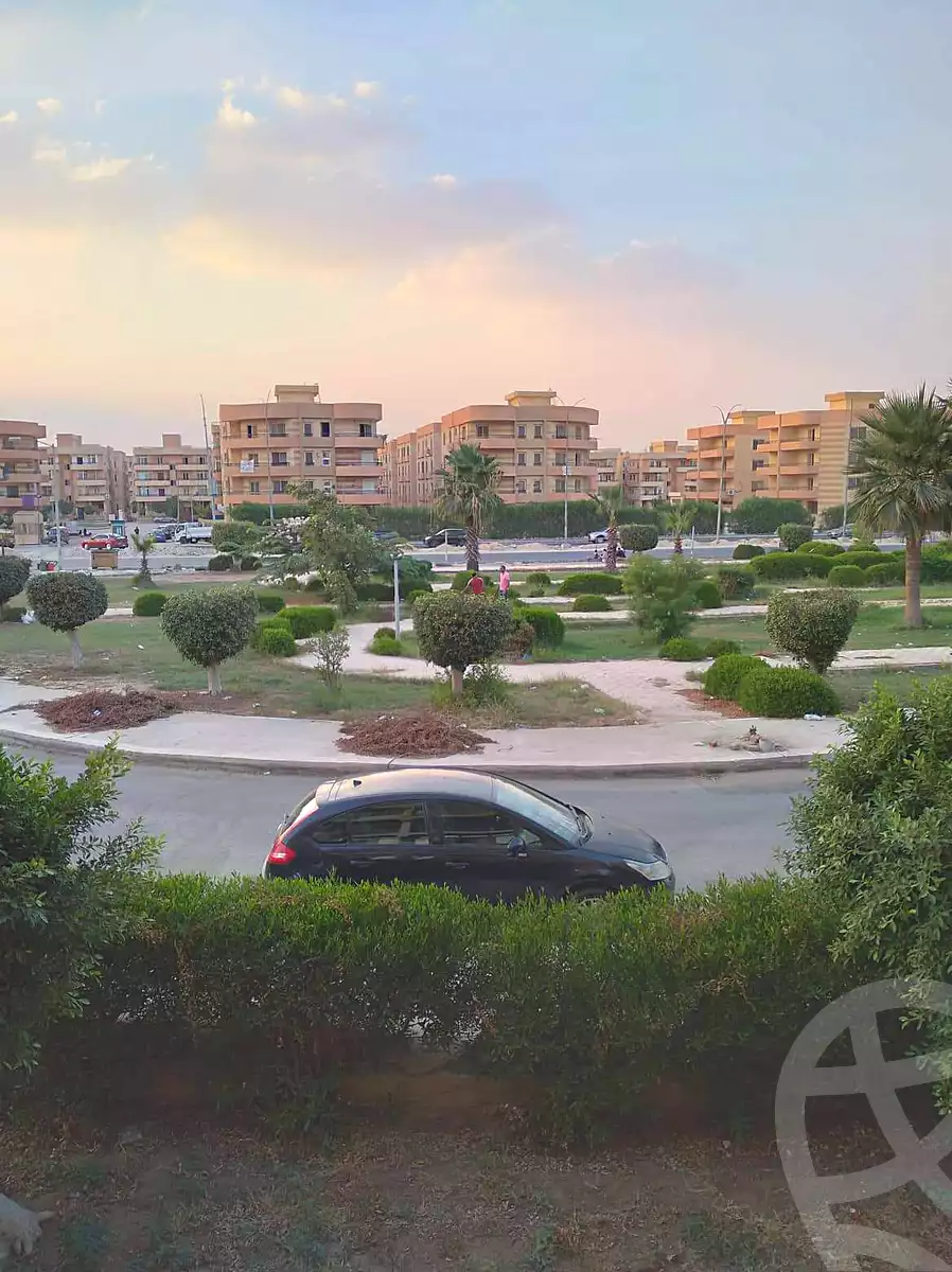 https://aqarmap.com.eg/ar/listing/6749937-for-sale-cairo-6th-of-october-el-ahyaa-neighborhood-7th-mecca-el-mokarrama-st