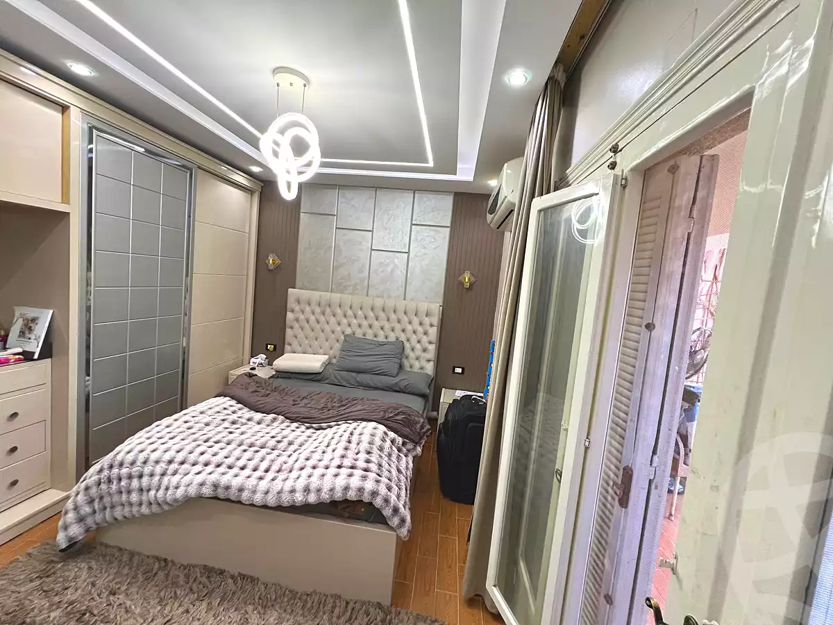 https://aqarmap.com.eg/en/listing/6750129-for-sale-cairo-6th-of-october-el-hay-el-motamyz-fourth-touristic-village-amin-el-refae-st