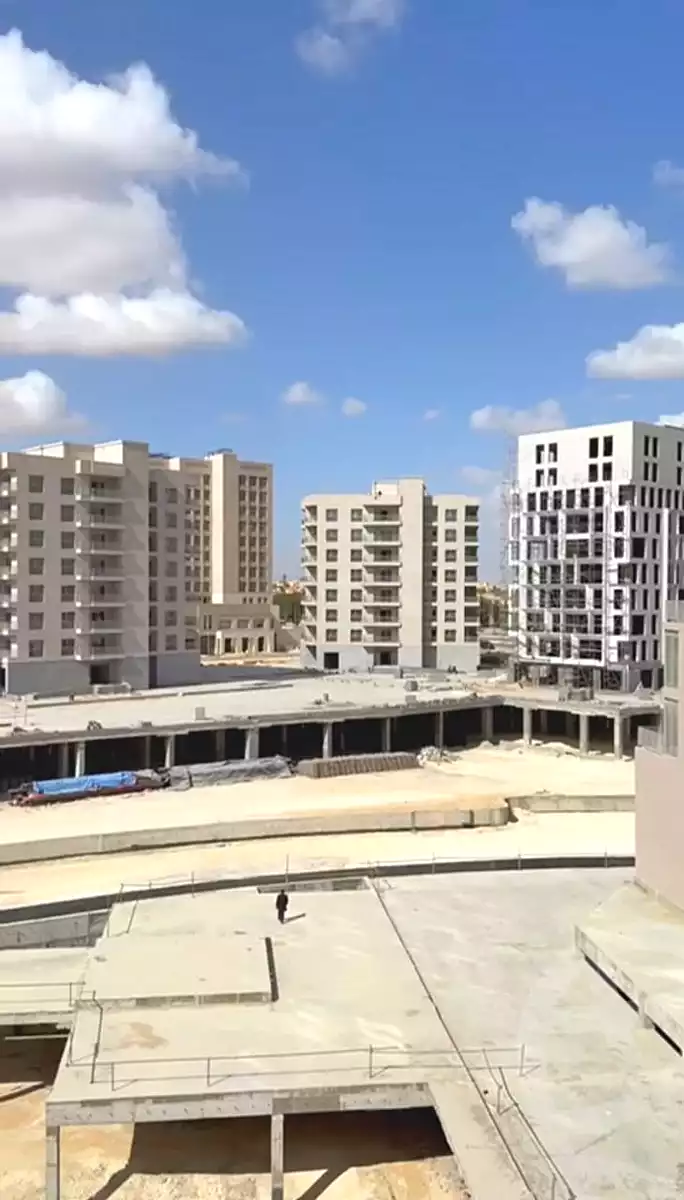 https://aqarmap.com.eg/en/listing/6750091-for-sale-cairo-el-sheikh-zayed-city-compounds-canal-walk-island-205-compound-arkan-palm