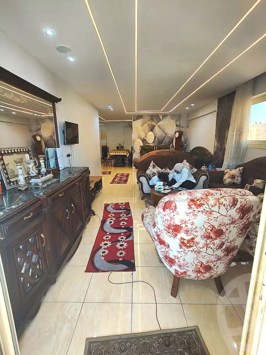 https://aqarmap.com.eg/ar/listing/6750605-for-sale-alexandria-sydy-bshr-sydy-bshr-bhry-khalil-hamada-st