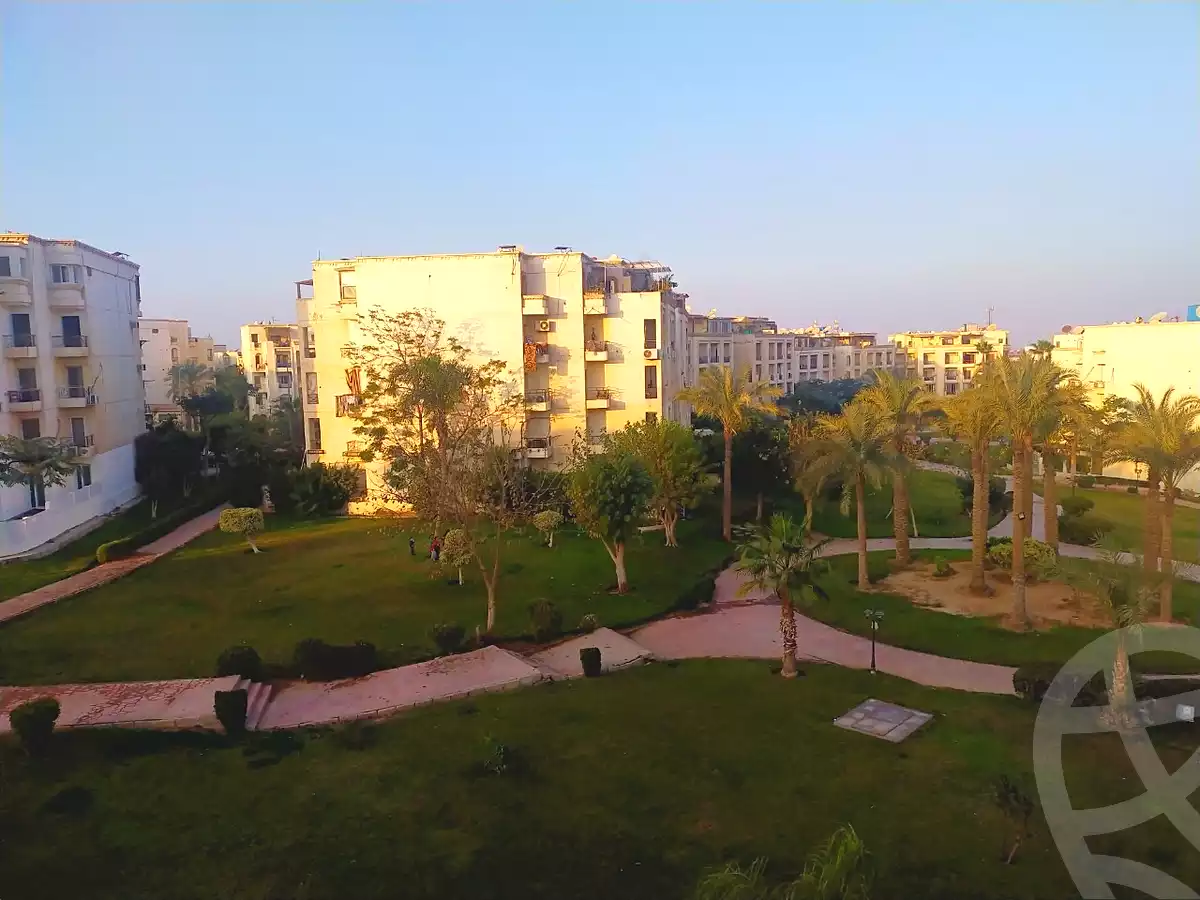 https://aqarmap.com.eg/ar/listing/6750810-for-sale-cairo-el-sheikh-zayed-city-compounds-hadayek-el-mohandiseen