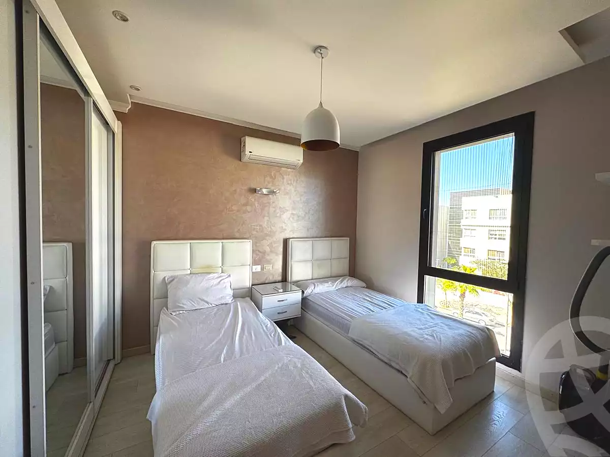 https://aqarmap.com.eg/ar/listing/6750849-for-rent-cairo-el-sheikh-zayed-city-compounds-kmbwnd-wyst-twn-swdyk